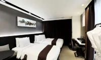 คินสเตย์ โรงแรม - 3 ดาว