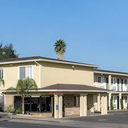 Travelodge by Wyndham Gallipolis