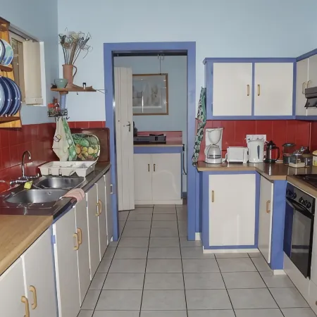 A1 Kynaston Self Catering or Bed and Breakfast