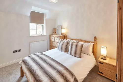 Host & Stay | No 5 Hoggarths Yard - Villas