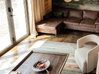 Stockton Lake DAM Cabin with Hot Tub! Less Than 0.25 Miles from the Lake Hotels in Cedar County