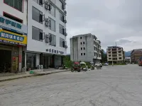 四季賓ホテル（茘波高速鉄道駅）