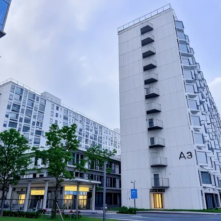 Mikoumi Hotel (Huanghua Airport T2 Terminal Dalu Village Subway Station)