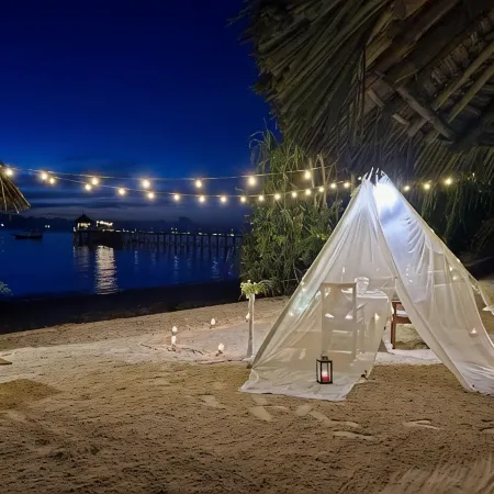 Zanzi Resort Private Paradise