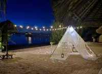 Zanzi Resort Private Paradise - Beach