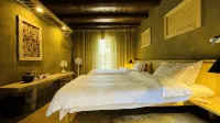 Old house homestay - พร้อมระเบียง