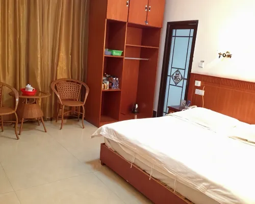 Fule Hotel Hotels in Longlin