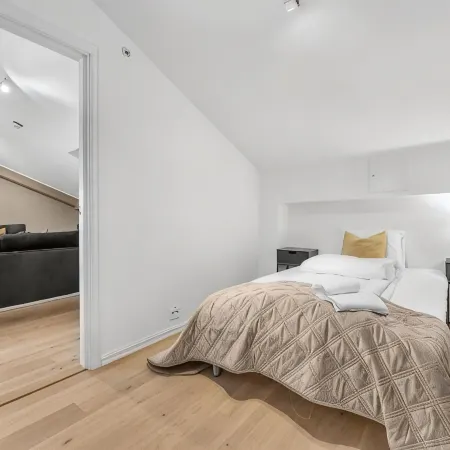 70 Degrees North City Apartments