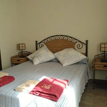 LUXURY APARTMENT FRONT LINE BEACH. SEA VIEWS
