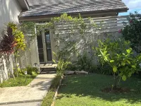 Secluded Oceanfront Cottage- in Princeville – Private large Spa & Stunning Views - Condos
