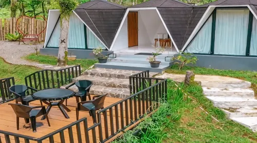 Grace Hill Villa Lubuk Minturun - homestay