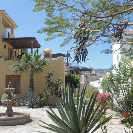 Loreto Bay Villa, 3 BR, 3 Baths, Sleeps Six, 'Casa Maria'