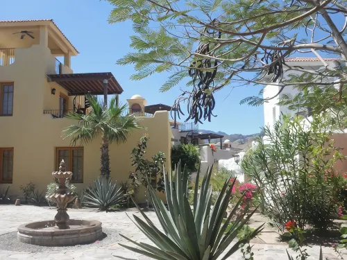 Loreto Bay Villa, 3 BR, 3 Baths, Sleeps Six, 'Casa Maria'