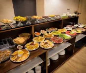 シャーリスタン アート ブティック ホテル - 朝食