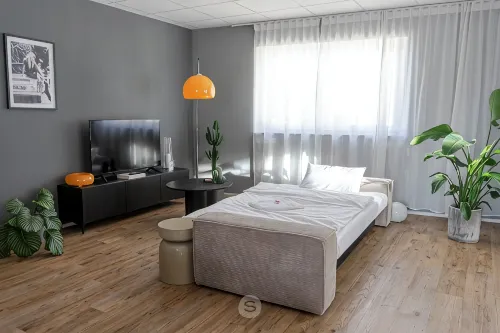 Perfect city center location, 107 sqm, directly at the opera house in suite flair with balcony! - balcone