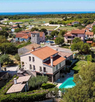 Dream vacation apartment with large heated pool and beautiful garden