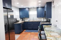 Nice 3-bedroom house with AC in Albuquerque near Historic Old Town - บังกะโล