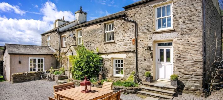 Stunning Character Property with Hot tub Hotels in Kendal