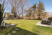 Charming 3-bedroom cottage in fabulous Greenport - Country Houses