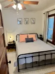 Cozy Cottage Steps from Pristine Chain O’ Lakes Waupaca-Pontoon Rental Option - 4-Star