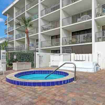Ocean Front Condo - Views, Pool, Hot Tub, Pickleball -Tennis- Basketball Courts! Fitness & Recreational Facilities