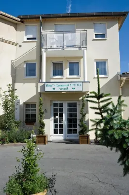 Cottage Logis Hôtel - Restaurant Hotels in 