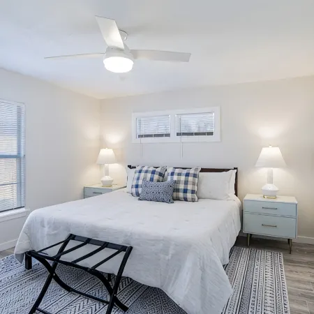 House in Mobile Newly Renovated! Quiet street & centrally located to interstate!