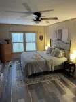 The Rustic Minnow: Walk to Lake, Enjoy Outdoor Amenities and Stunning Landscape - 3-Star