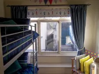 Two Bedroom Loft Apartment Overlooking St Fimbarrus Church & Its Grounds Hotels in Fowey