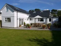 Spacious and modern family holiday home - 4-stjärniga