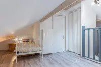 Charamante trendy and comfortable house 300m beach, 5mns market, large hotels - Homestays
