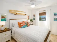 2-Bedroom Oceanfront Paradise – Newly Refreshed Lahaina Gem w/Breathtaking Views Ξενοδοχεία στην πόλη Λαχάινα
