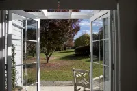 Unwind at "Woodbury Lodge" - Country Houses