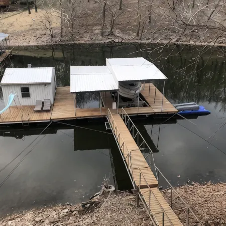 All Decked Out! Grand Lake waterfront, boat dock and views. Drowning Creek.