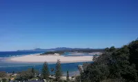 Oceanview 6 at Nambucca with rooftop tce & spa