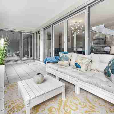 Two-room apartment in the city center with underground parking space Others