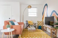 Retro Retreat: 1br home w/ WFH desk, livingroom, fire pit and no chores! - 4星級