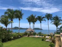 Villa Elysian Beachfront Luna Studio Sleeps 4