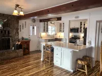 Lake front chalet-incredible view, sleeps 12! - Chalets