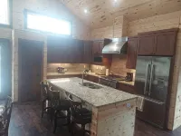 New Northwest Wisconsin Lakefront Cabin. - Family
