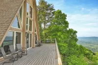 Luxury retreat with panoramic views at Mount Sinai Manor! - Homestays
