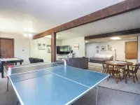 Charming Lake House within Walking Distance from Lake - 4-Star