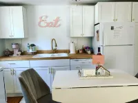 Cute Guest Cottage Convenient Location - 3-Star