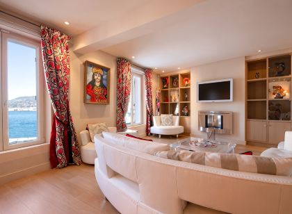 Rare! Saint-Tropez Port – Quai d'Honneur, Terrace, Sea View, 100m², A/C