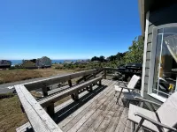 A petite retreat, Family/Pet friendly-Amazing view and location! - Apartments