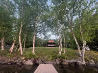 Charming lake front 2-bedroom cottage in serene Alexander with WiFi, AC - 4-Star