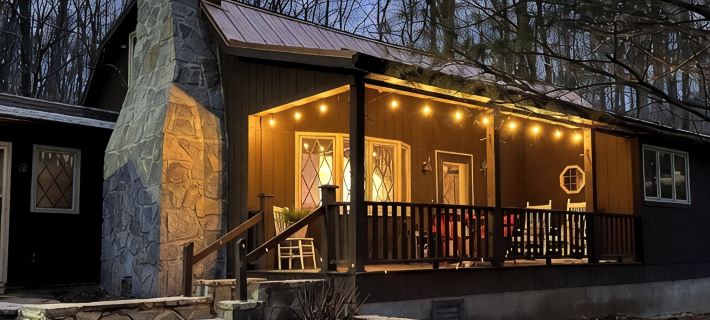 Hemlock Retreats - Cabin, 6 Acres, Hot Tub & Winery Hotels in Hocking County