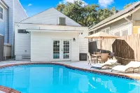 Lux Brand New! Beautiful House w/ Pool & Hot Tub - Kolam Renang Peribadi