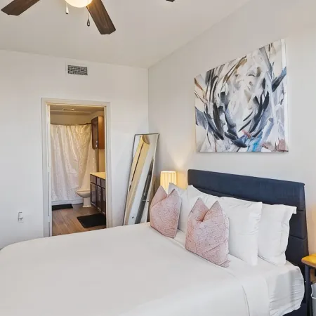 Charming 1-bd apartment in Frisco with Fitness Room, Work Space & Swimming Pool