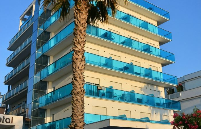 Hotel Altis